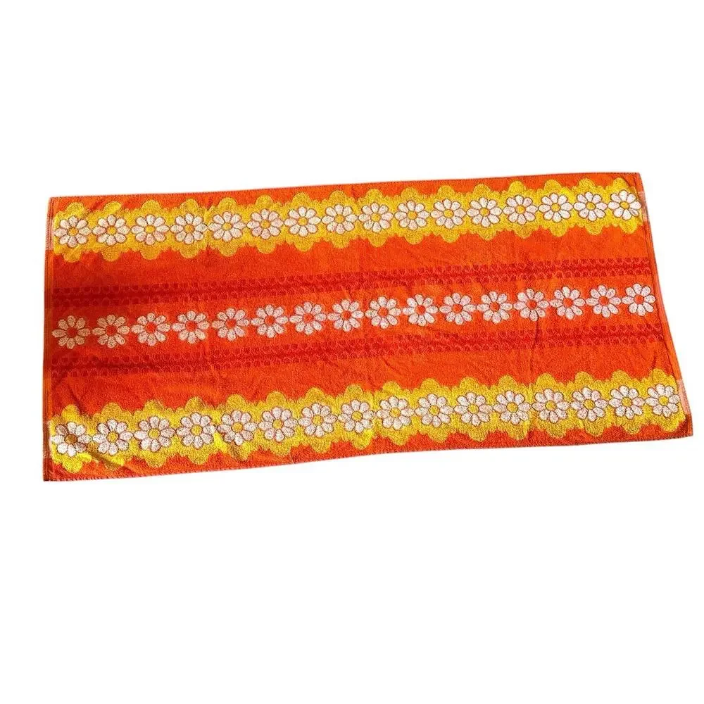 Vintage 70s Terry Treasure California Mod Floral Orange daisy beach bath towel